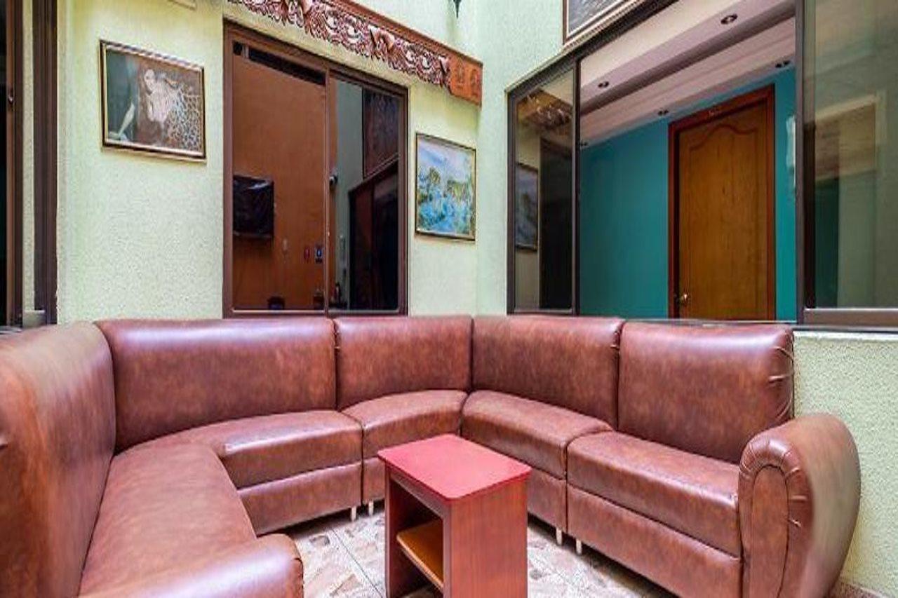 Hotel Almirante ブカラマンガ エクステリア 写真
